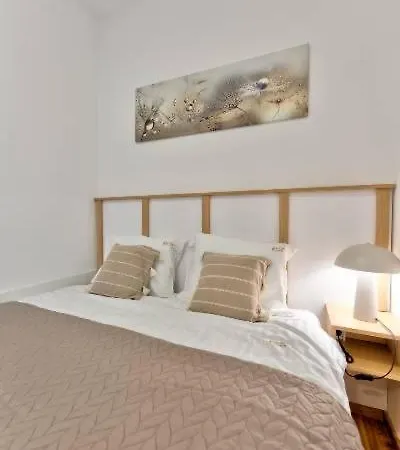 Calma アパート ズラティボール